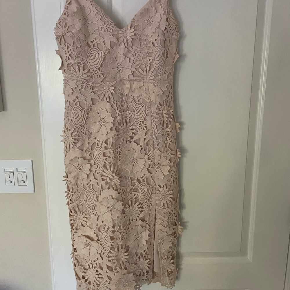 Lulus Tan Floral Print Strappy Maxi Dress. wedding events. size Small.